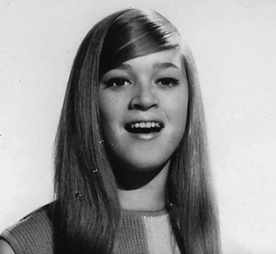 Mary Weiss, Lead Singer of the Shangri-Las, Dies at 75