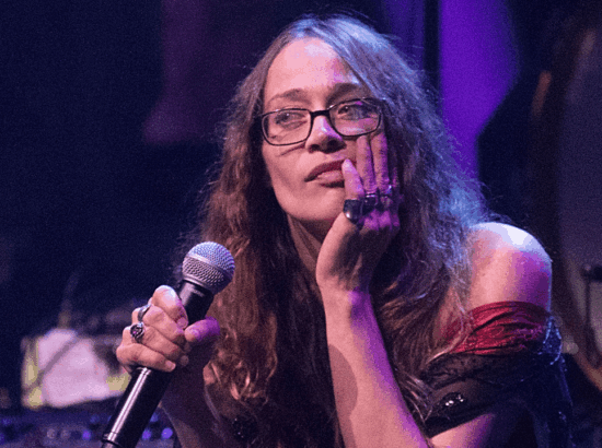 Fiona Apple Joins the Waterboys on New Song “Letter From an Unknown Girlfriend”: Listen