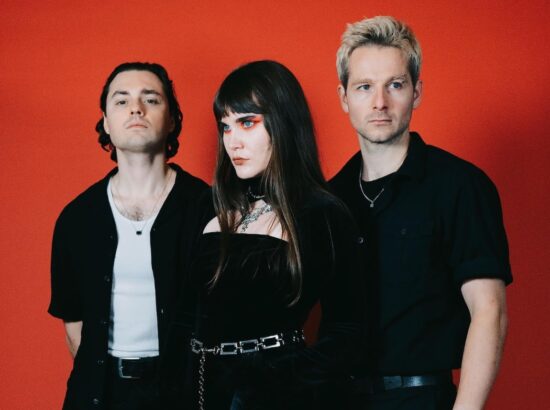 Watch CALVA LOUISE Get Conceptional In New Music Video For “Impeccable”