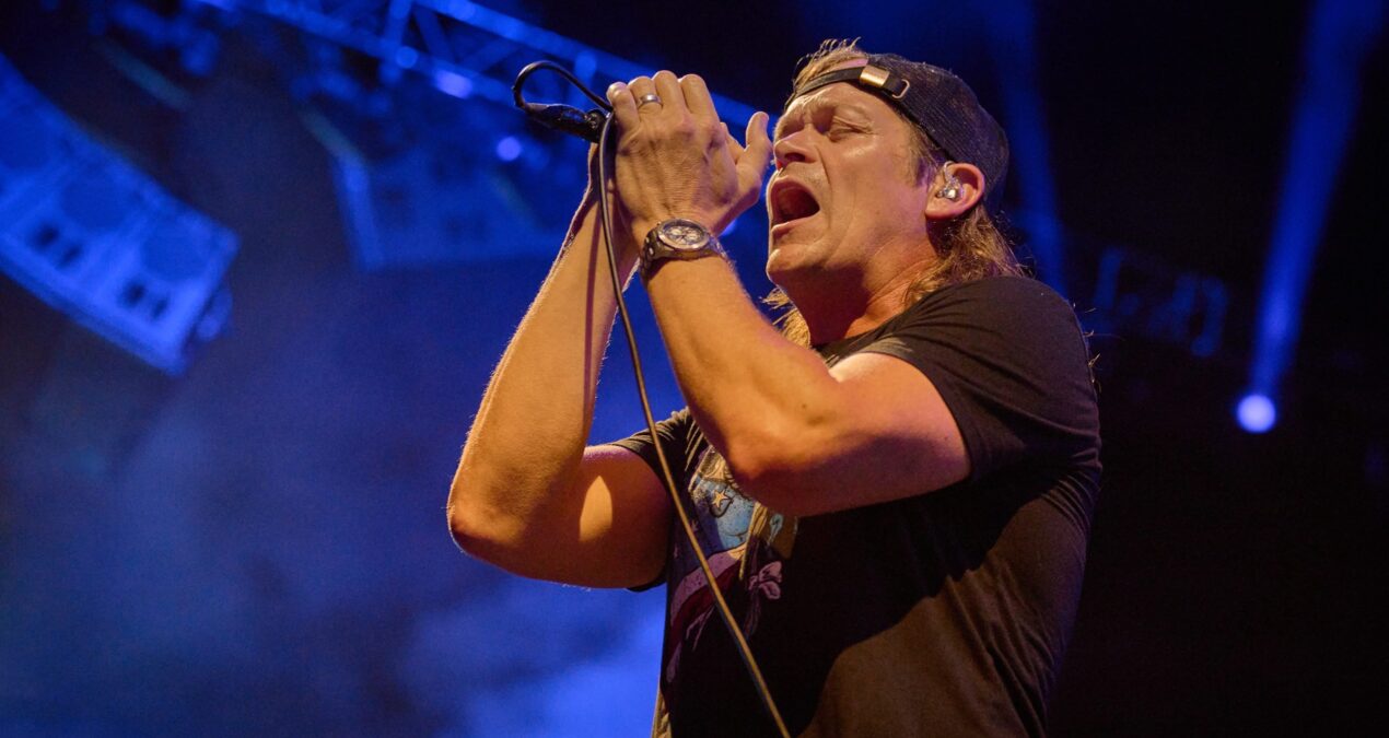 BRAD ARNOLD Of 3 DOORS DOWN Has Died At Age 47